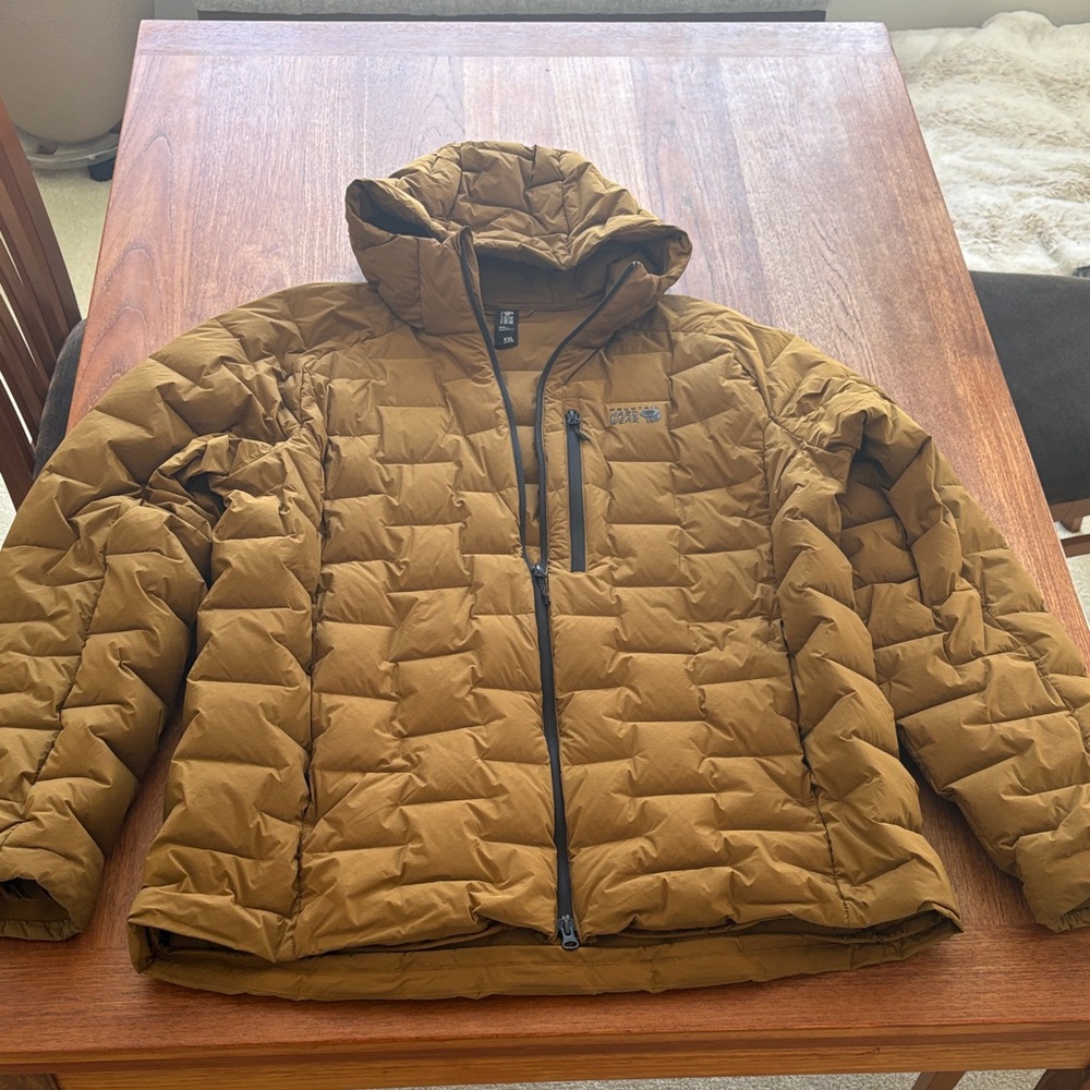 Mountain Hardwear Men's Tan Jacket